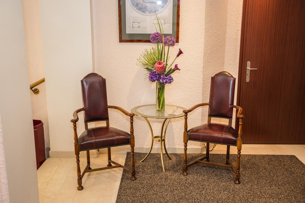Hôtel Résidence Cité-Verdaine Ginevra Esterno foto